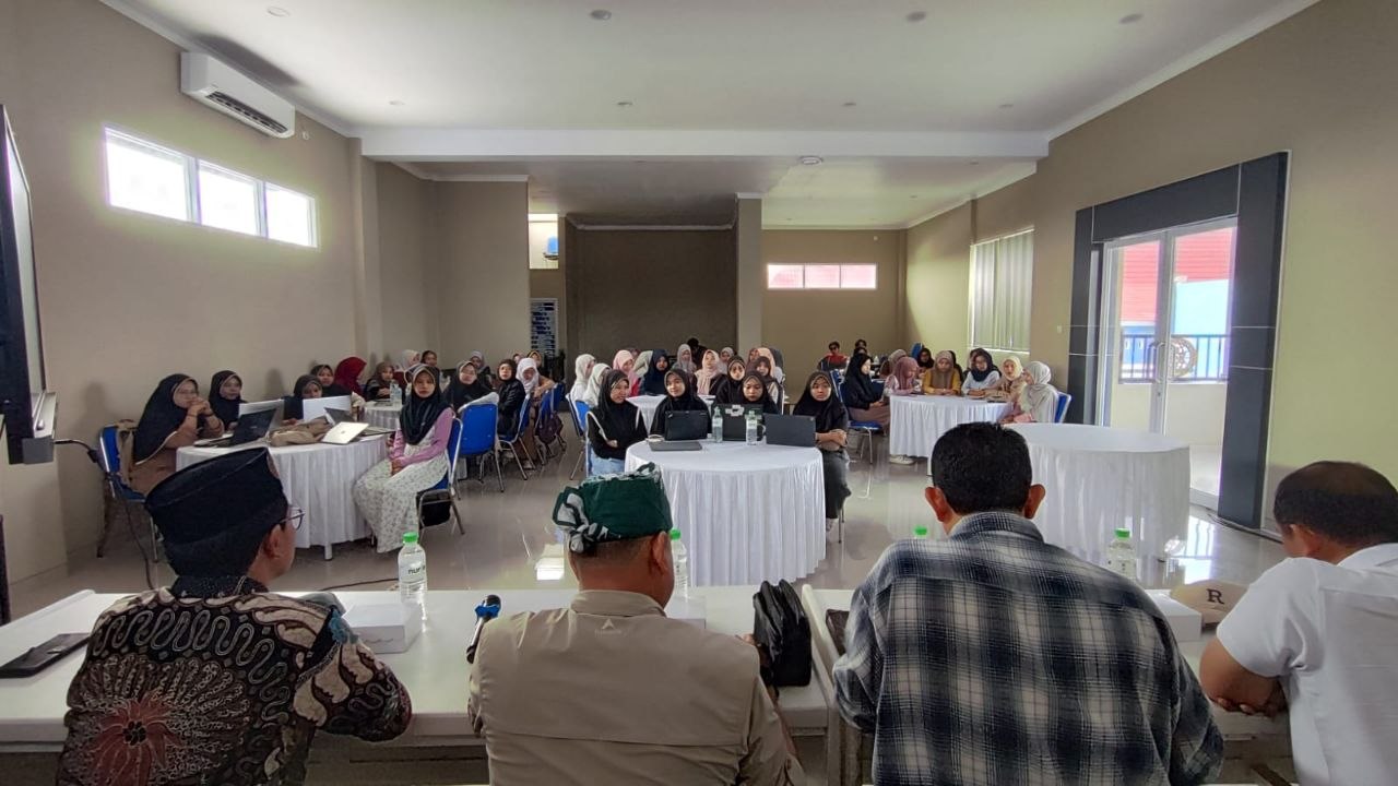 English Campus Journalism Seminar: Tingkatkan Kemampuan Jurnalistik Mahasiswa PBI
